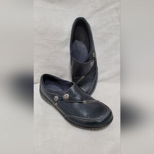 Clarks Shoes Womens 8.5 Wide Ashland Lane Q Slip On Navy Casual Comfort Low Top